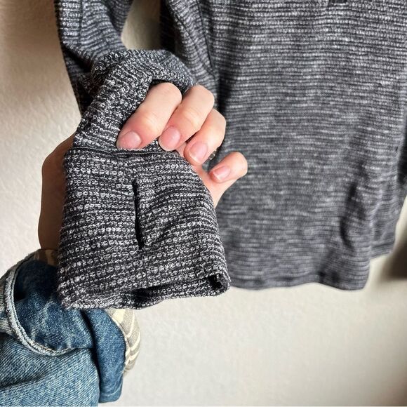 Lululemon Run Briskly 1/2 Zip
Coco Pique Black White - Picture 10 of 11